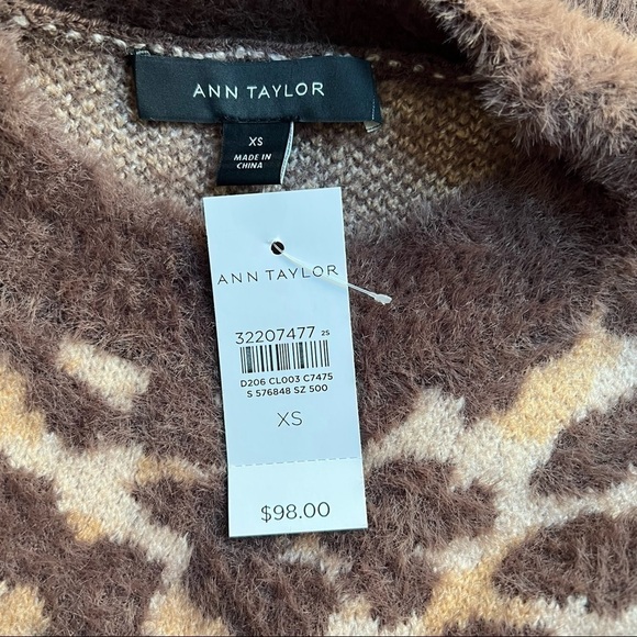 Nwt ANN Taylor Sweater Leopard Print Crew Neck brown tan size XS - Picture 7 of 7